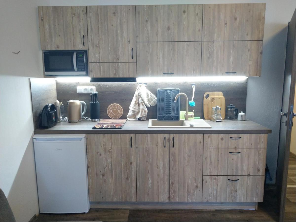 Apartmany Nezarka A Privatni Wellness Jindřichův Hradec Buitenkant foto