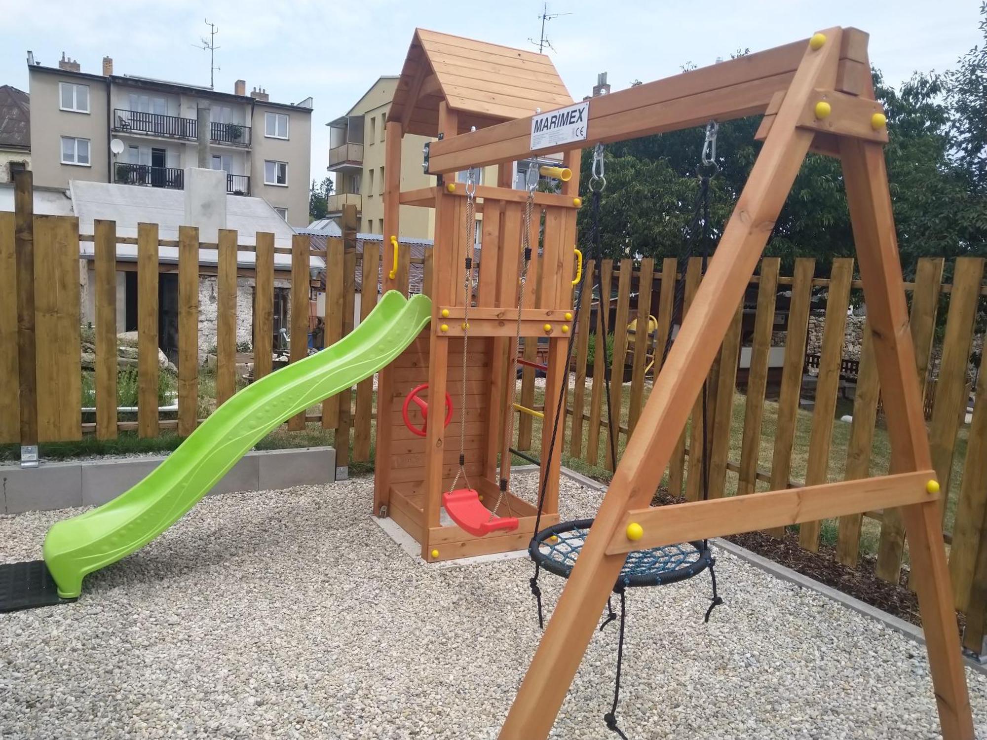 Apartmany Nezarka A Privatni Wellness Jindřichův Hradec Buitenkant foto