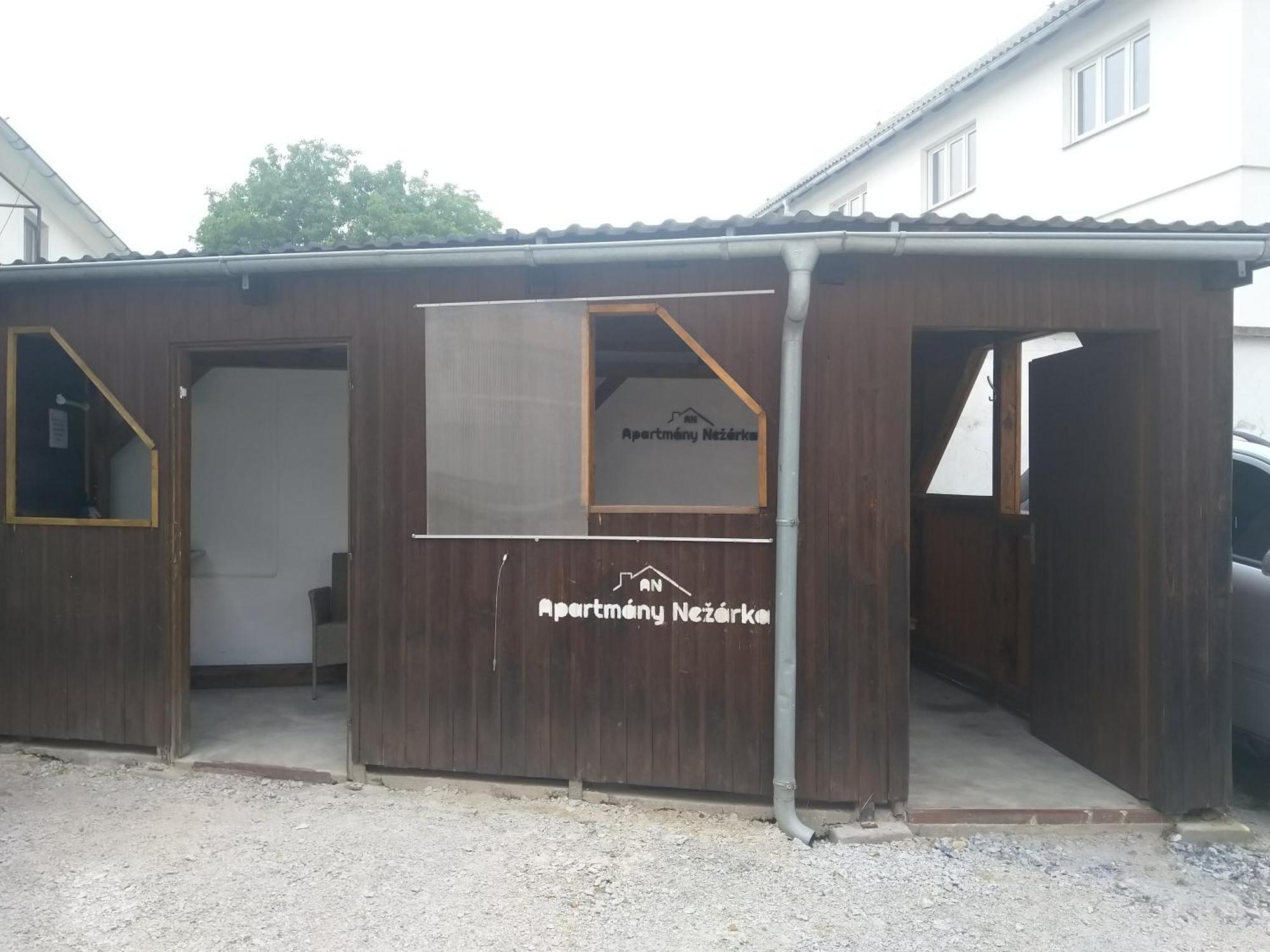 Apartmany Nezarka A Privatni Wellness Jindřichův Hradec Buitenkant foto